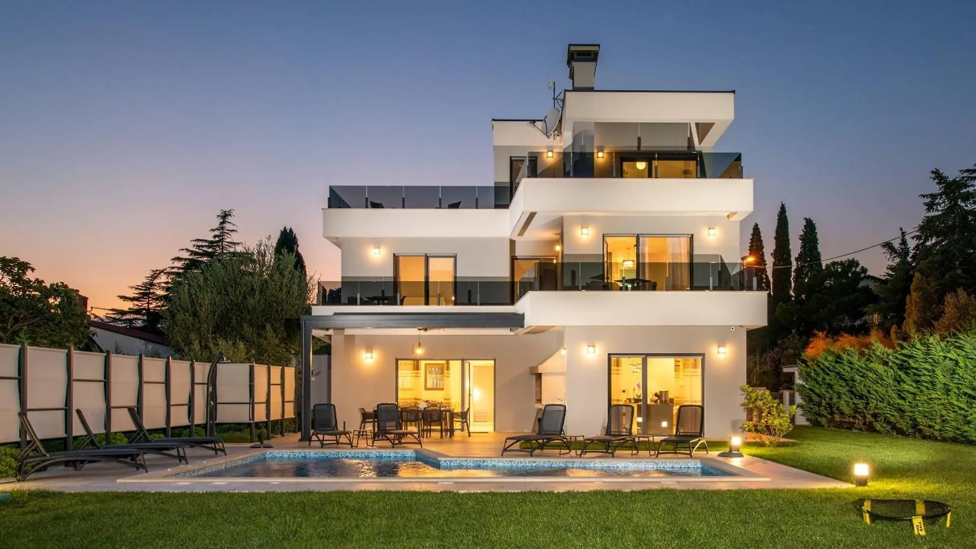 Villa K Near The Sea Premantura