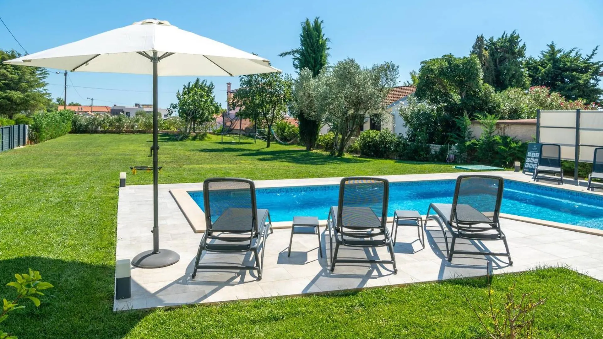 Vakantiehuis Villa K Near The Sea Premantura Kroatië